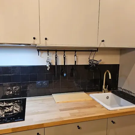 Description Maryse Bastie Apartament